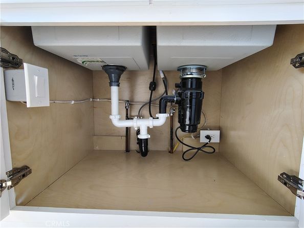 231 E Century Boulevard, Los Angeles CA 90003