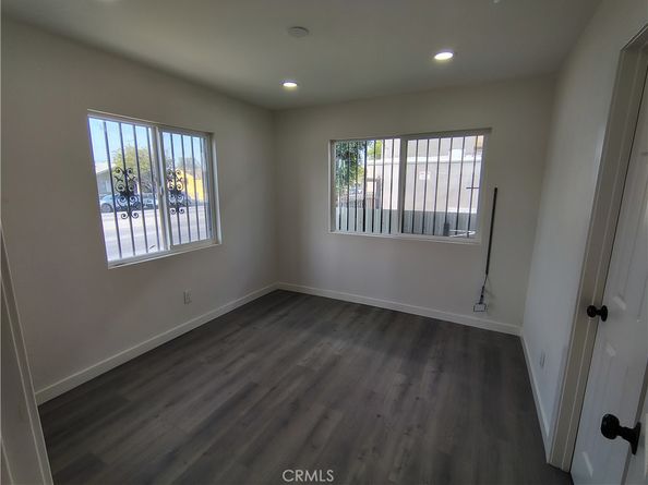 231 E Century Boulevard, Los Angeles CA 90003