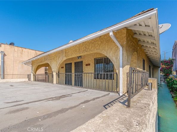 2677 Roseview Avenue, Los Angeles CA 90065