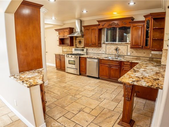 4622 W 131st Street, Hawthorne CA 90250