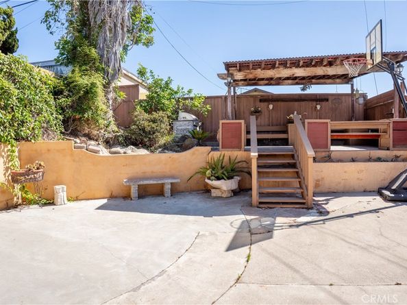 4622 W 131st Street, Hawthorne CA 90250