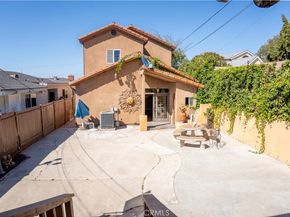 4622 W 131st Street, Hawthorne CA 90250