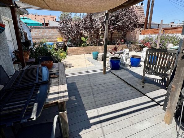 2925 San Francisco Avenue, Long Beach CA 90806