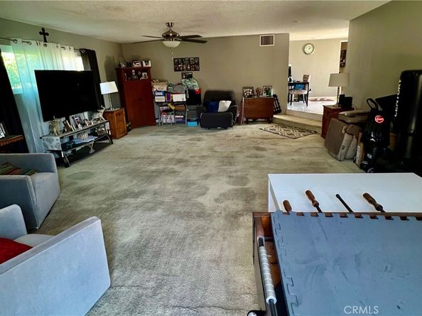 2925 San Francisco Avenue, Long Beach CA 90806