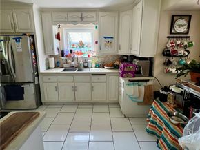 2925 San Francisco Avenue, Long Beach CA 90806