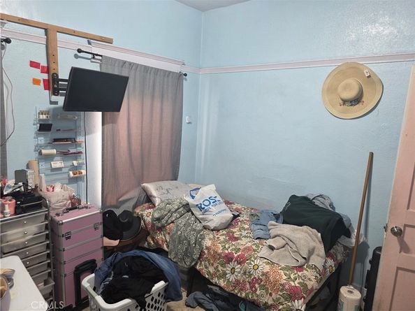 134 W Vernon Avenue, Los Angeles CA 90037