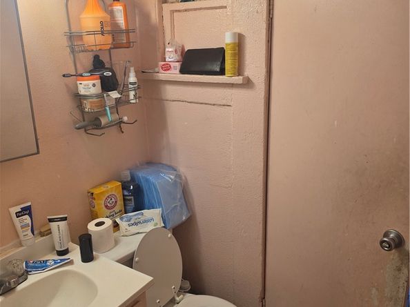 134 W Vernon Avenue, Los Angeles CA 90037