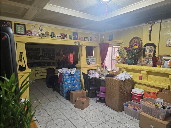 134 W Vernon Avenue, Los Angeles CA 90037