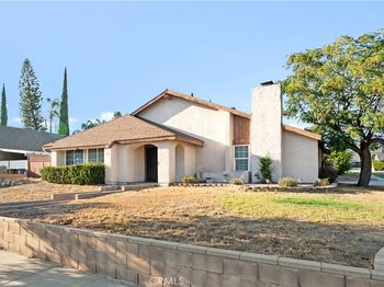 655 Doreen Court