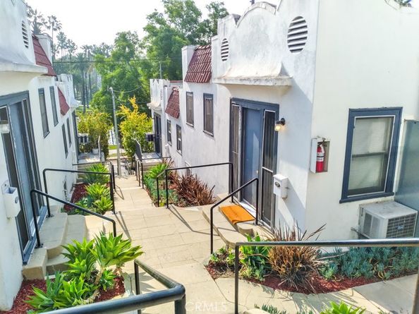 907 Glendale, Los Angeles CA 90026