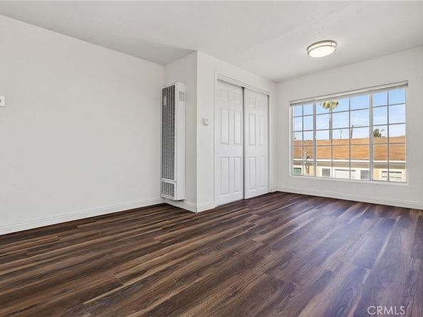 1300 W 90th Street, Los Angeles CA 90044