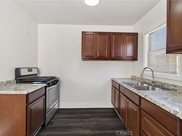 1300 W 90th Street, Los Angeles CA 90044