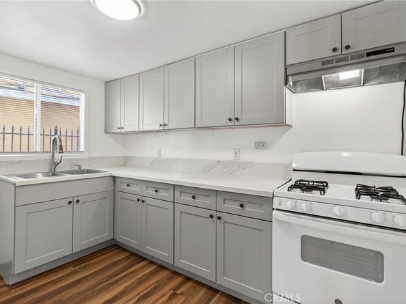 1300 W 90th Street, Los Angeles CA 90044