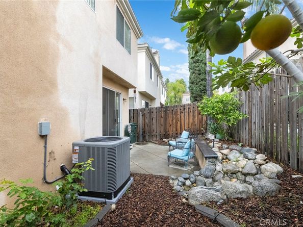 1232 Mission, Duarte CA 91010