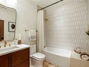 4633 Russell, Los Feliz CA 90027