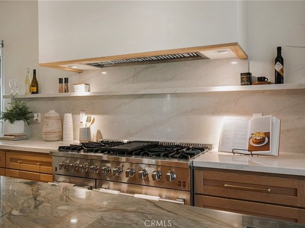 4633 Russell, Los Feliz CA 90027