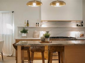 4633 Russell, Los Feliz CA 90027