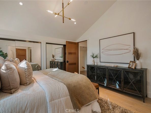 4633 Russell, Los Feliz CA 90027
