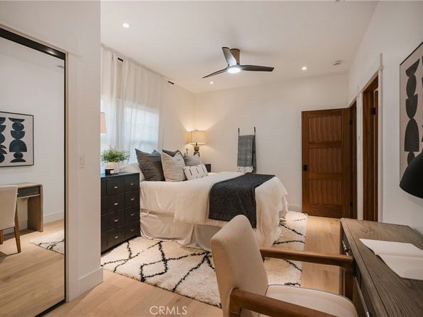 4633 Russell, Los Feliz CA 90027