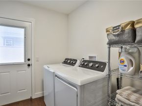 1585 Mural Drive, Claremont CA 91711