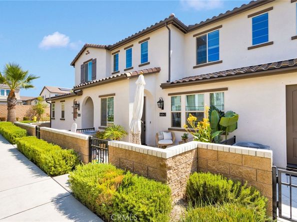 5604 Altamura Way 2, Fontana CA 92336