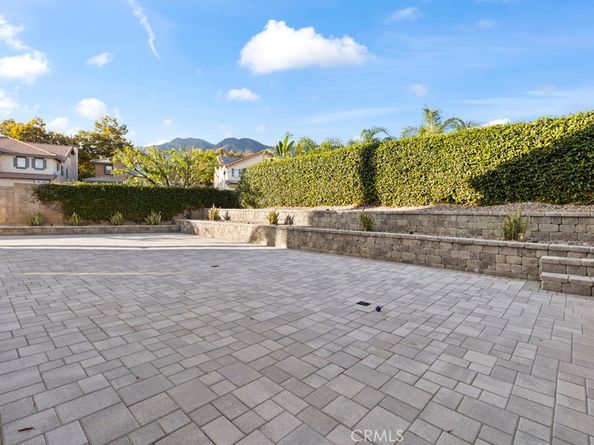 14874 Southend, Fontana CA 92336