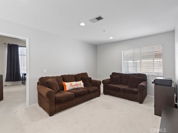 14874 Southend, Fontana CA 92336