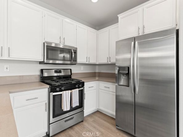 14874 Southend, Fontana CA 92336