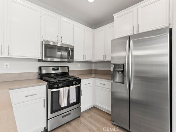 14874 Southend, Fontana CA 92336