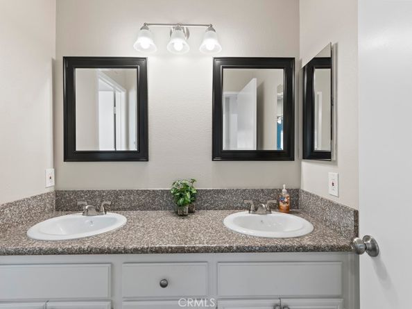 14874 Southend, Fontana CA 92336