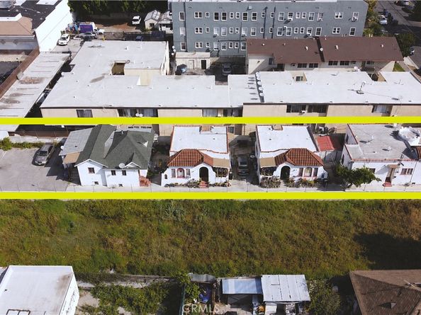 1115 N Madison, Los Angeles CA 90029