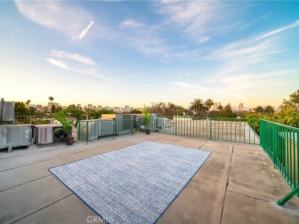 2008 S Bentley Avenue 5, Los Angeles CA 90025