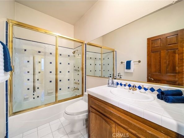2008 S Bentley Avenue 5, Los Angeles CA 90025