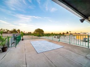 2008 S Bentley Avenue 5, Los Angeles CA 90025