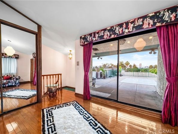 2008 S Bentley Avenue 5, Los Angeles CA 90025