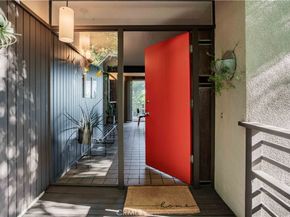 4380 Canyon Crest Road, Altadena CA 91001