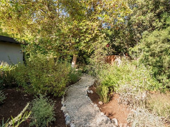 4380 Canyon Crest Road, Altadena CA 91001