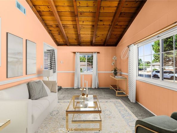 466 Saint Augustine Avenue, Claremont CA 91711