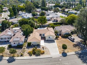 466 Saint Augustine Avenue, Claremont CA 91711