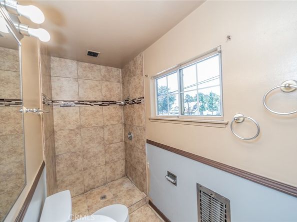 983 W Arrow Highway, Upland CA 91786