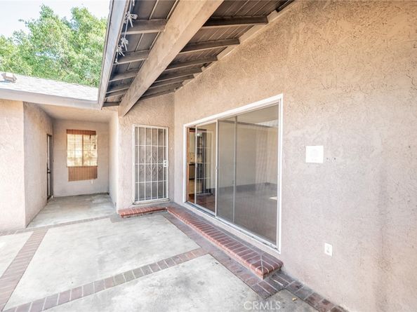 983 W Arrow Highway, Upland CA 91786