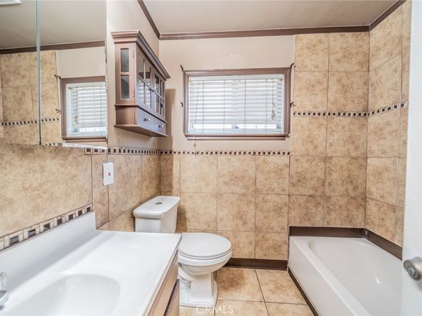 983 W Arrow Highway, Upland CA 91786