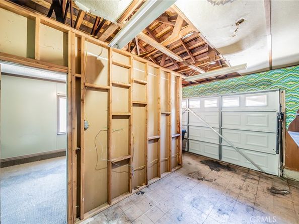 983 W Arrow Highway, Upland CA 91786