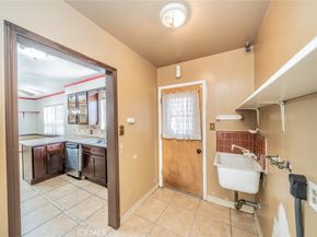 983 W Arrow Highway, Upland CA 91786