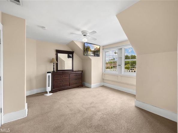 253 N 8th Avenue, Upland CA 91786
