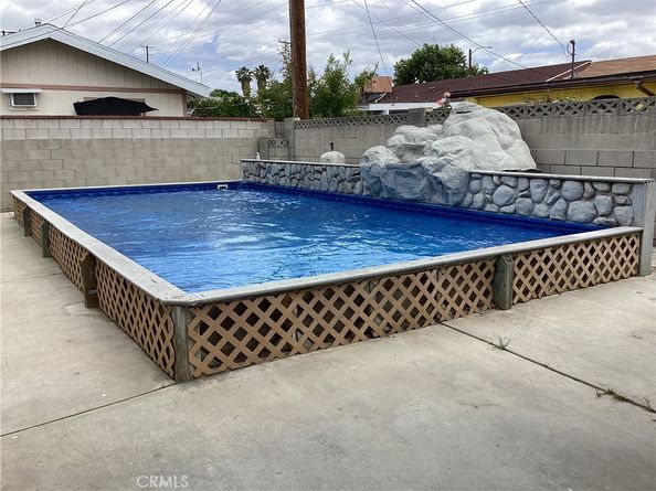 822 Greenberry Drive, La Puente CA 91744