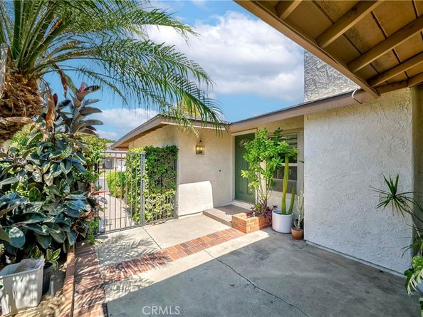2328 Carrotwood Dr, Brea CA 92821