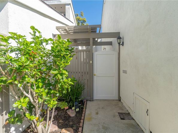 19748 Shorecliff, Huntington Beach CA 92648