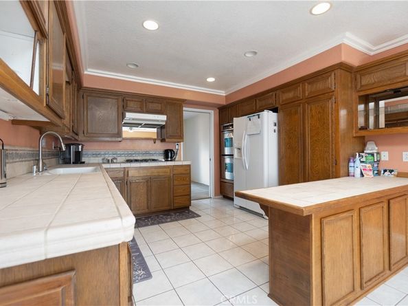 19748 Shorecliff, Huntington Beach CA 92648