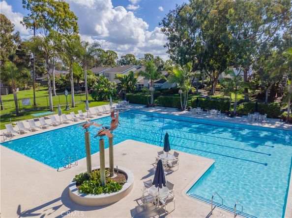 19748 Shorecliff, Huntington Beach CA 92648